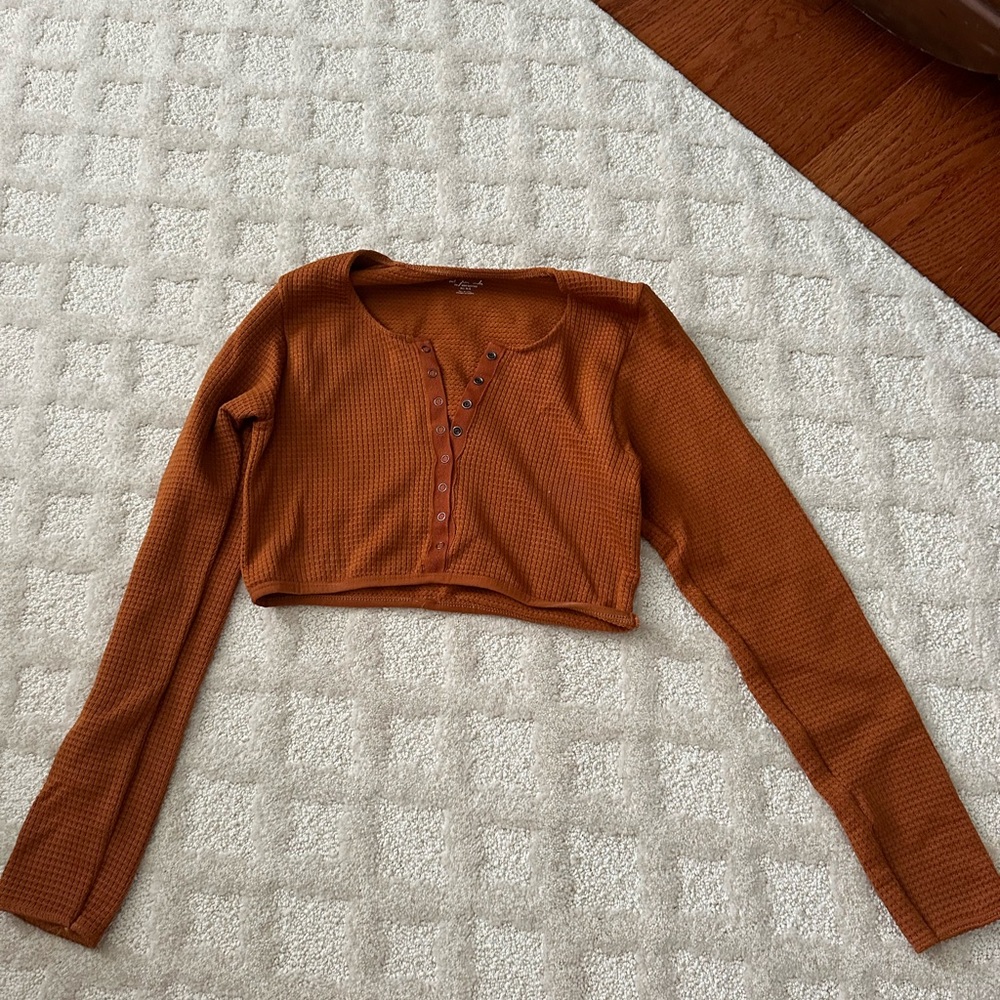 Urban Outfitters Cropped Long sleeve size M/L